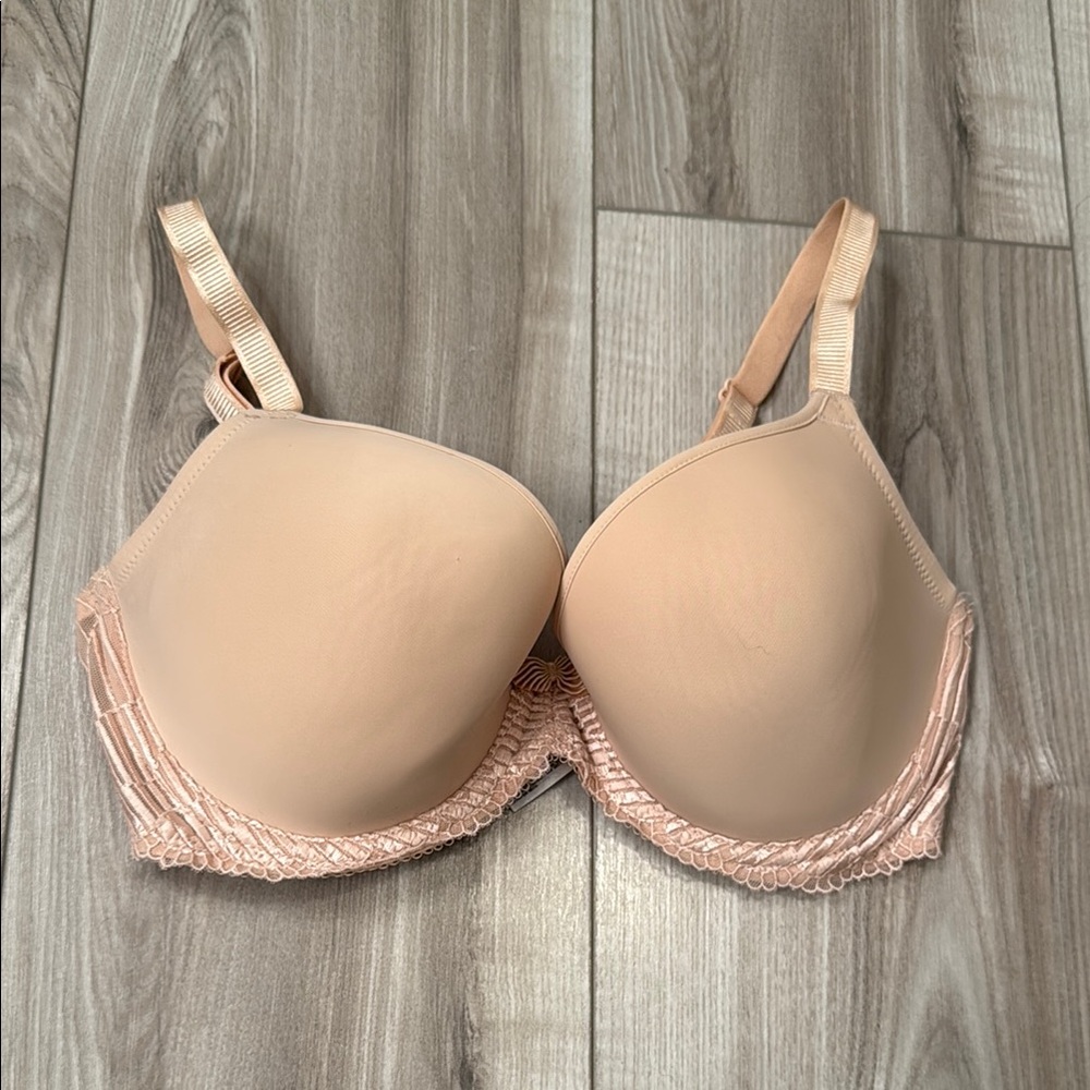 Wacoal Elegant Nude Lace Bra - 34DD (34E)